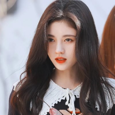 《我们的河山》封面